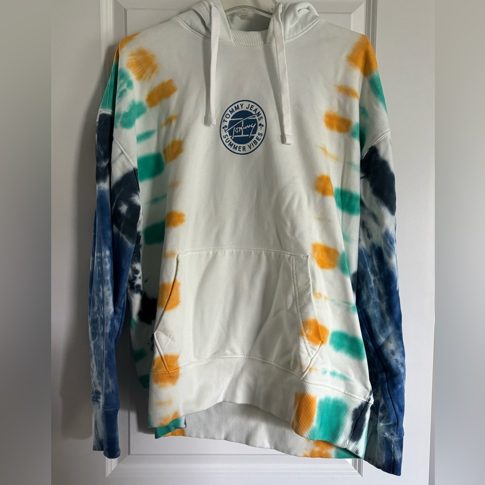 Tommy Hilfiger White Crewneck Sweatshirt